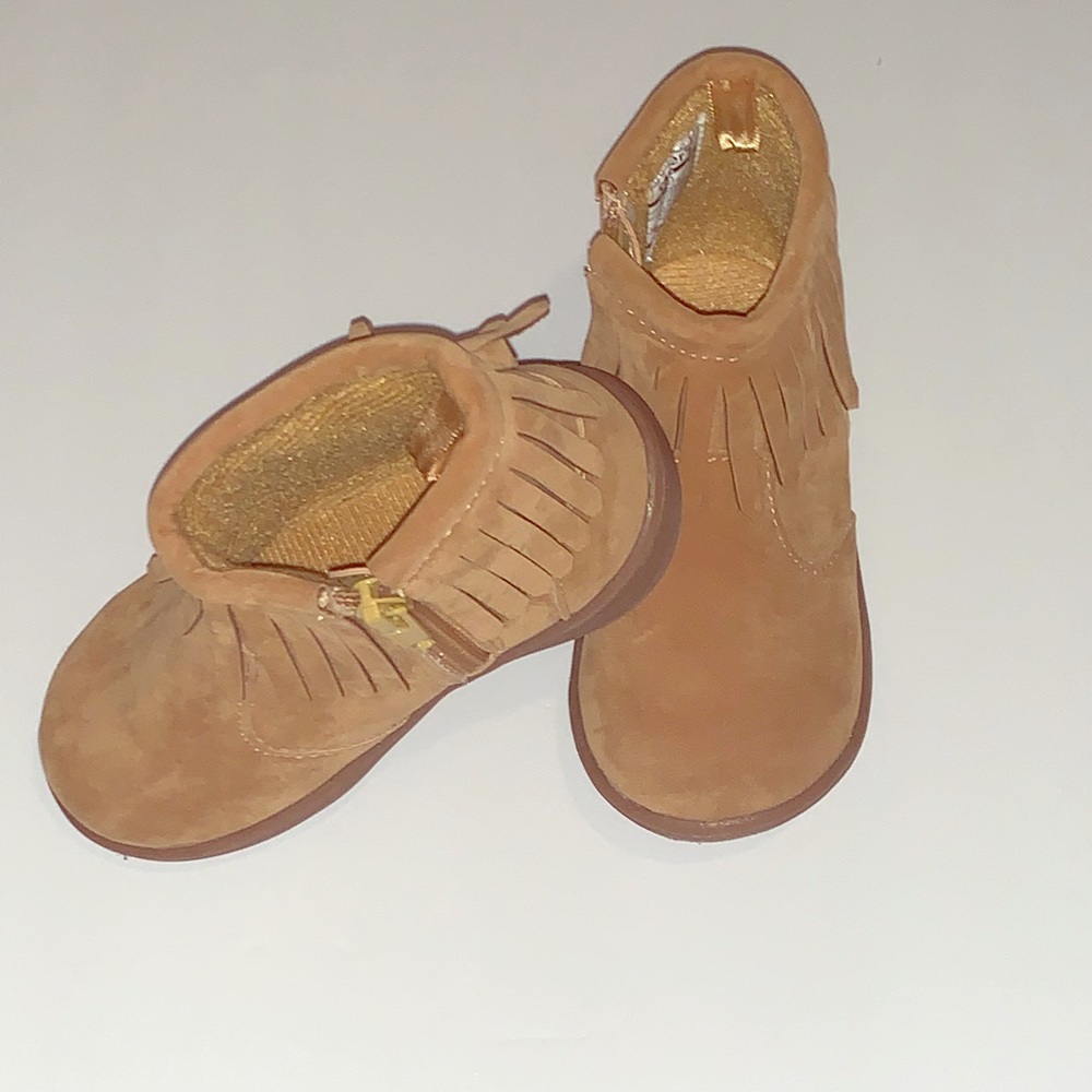 Minnetonka Kids Single Fringe Side Zip Bootie